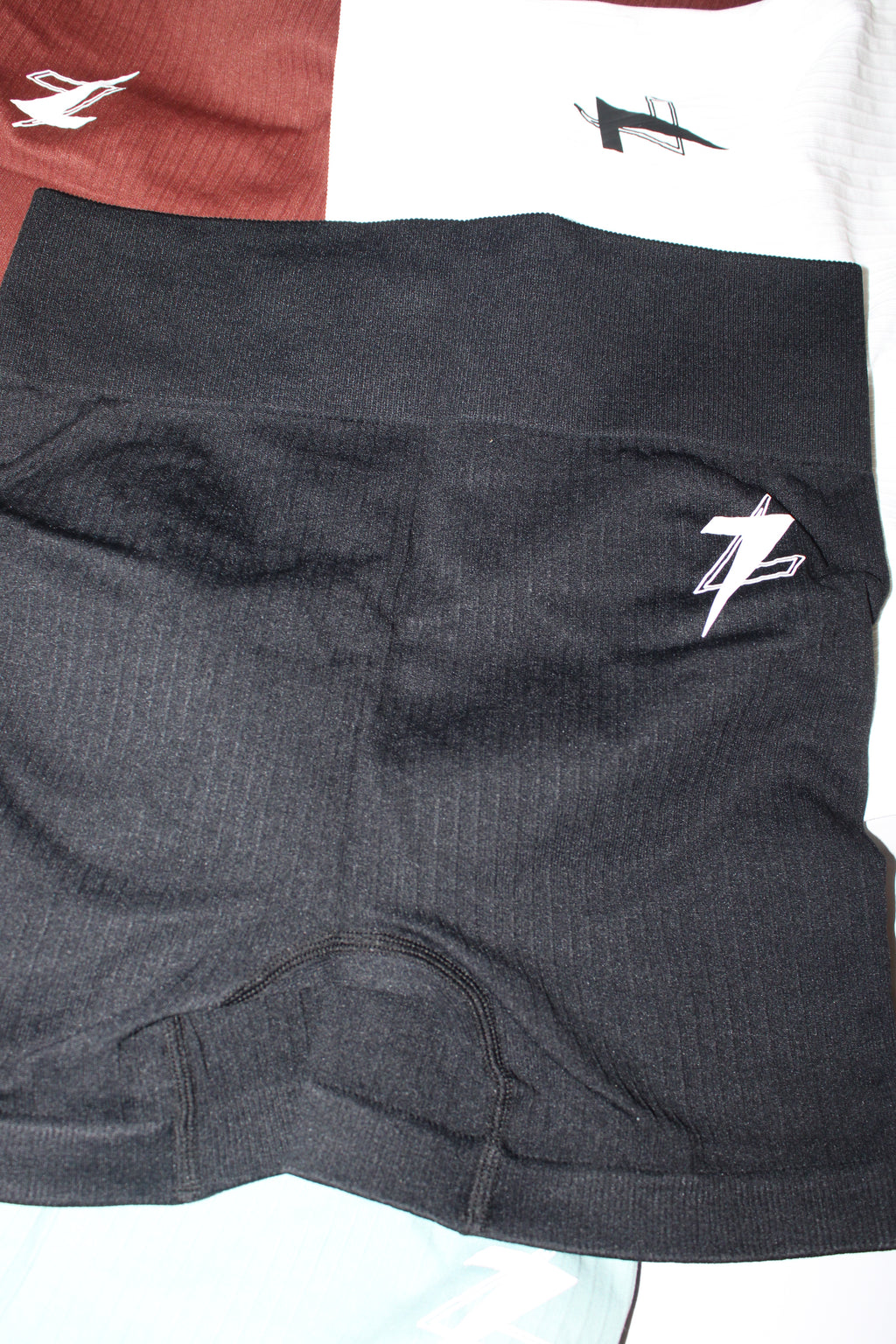 L7.1 ⚡️ Shorts (Women)