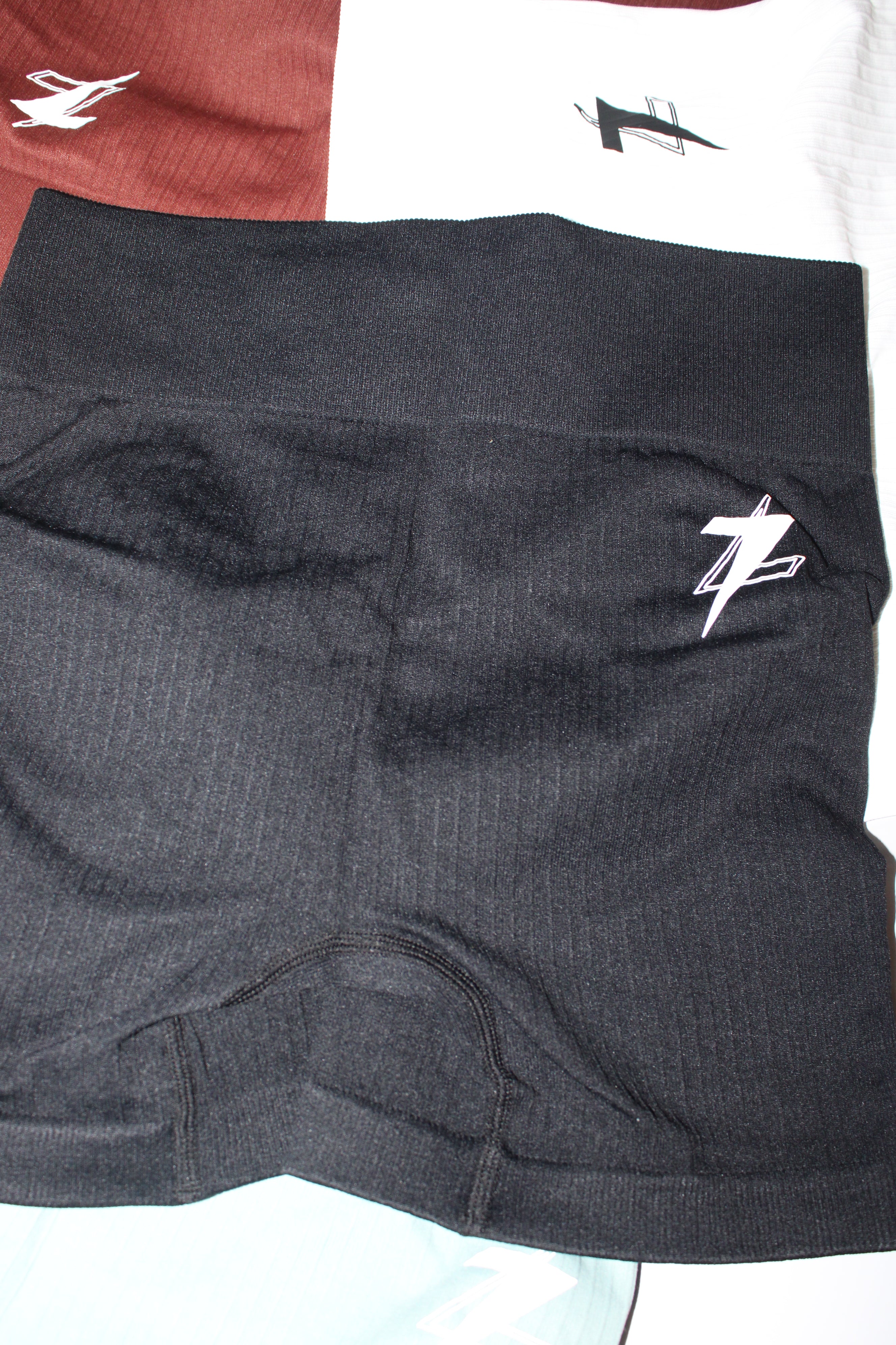 L7.1 ⚡️ Shorts (Women)