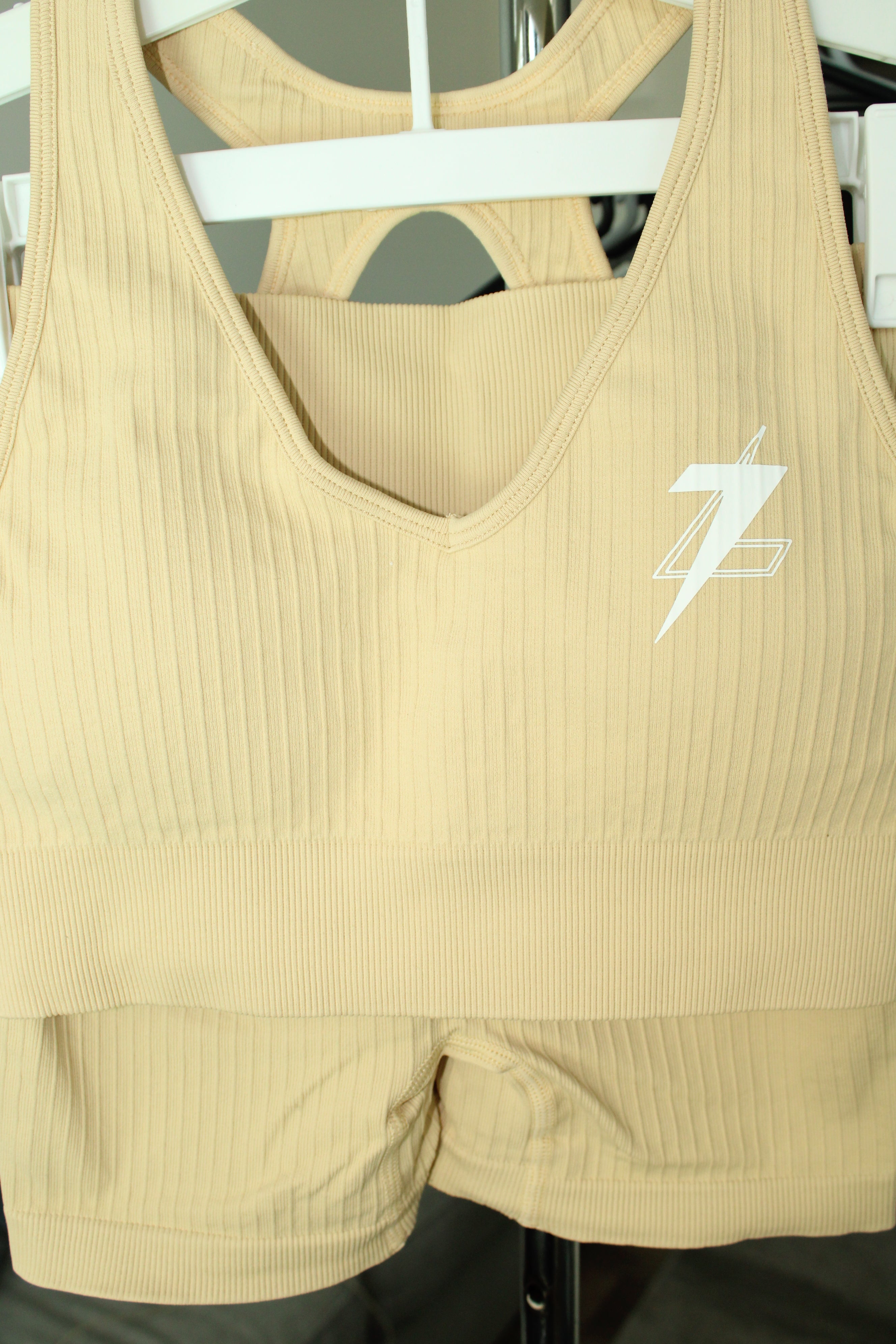 L7.1 Set (Bra & Shorts)